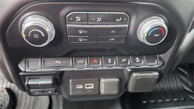 2021 GMC Sierra 2500 HD SLE   - Photo 5 - Williston, ND 58801