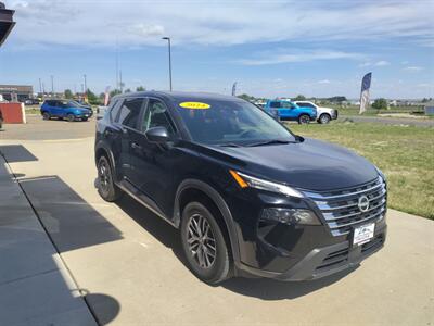 2024 Nissan Rogue S   - Photo 3 - Williston, ND 58801
