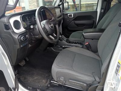 2024 Jeep Wrangler Willys 4xe   - Photo 3 - Williston, ND 58801