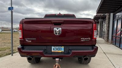 2020 RAM 1500 Big Horn   - Photo 4 - Williston, ND 58801