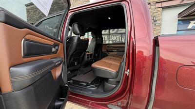 2019 RAM 1500 Laramie Longhorn - Photo 9 - Williston, ND 58801