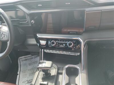 2025 GMC Sierra 1500 Denali Ultimate   - Photo 5 - Williston, ND 58801