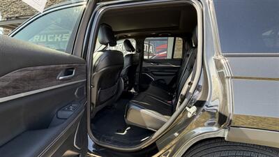 2024 Jeep Grand Cherokee 4xe - Photo 10 - Williston, ND 58801