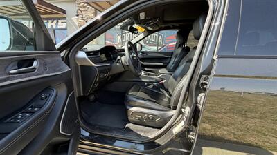 2024 Jeep Grand Cherokee 4xe - Photo 9 - Williston, ND 58801