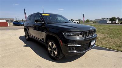 2024 Jeep Grand Cherokee 4xe - Photo 6 - Williston, ND 58801