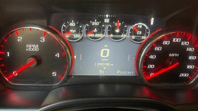 2015 GMC Sierra 3500HD Denali - Photo 17 - Williston, ND 58801