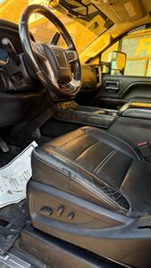 2015 GMC Sierra 3500HD Denali - Photo 19 - Williston, ND 58801