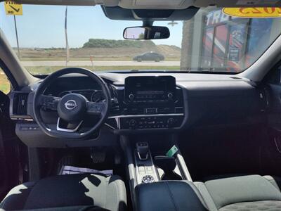 2025 Nissan Pathfinder SV - Photo 7 - Williston, ND 58801