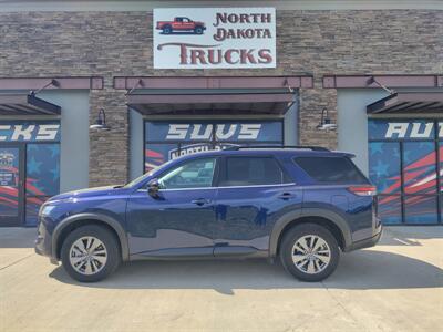 2025 Nissan Pathfinder SV - Photo 1 - Williston, ND 58801