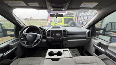 2019 Ford F-350 Super Duty XLT - Photo 9 - Williston, ND 58801