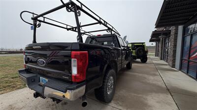 2019 Ford F-350 Super Duty XLT - Photo 4 - Williston, ND 58801