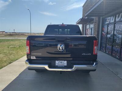 2023 RAM Ram 1500 Big Horn - Photo 2 - Williston, ND 58801
