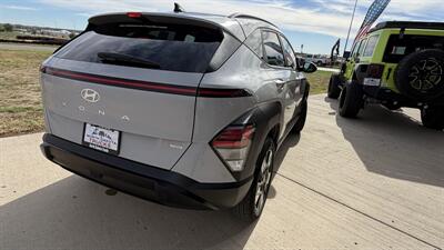 2025 Hyundai Kona SEL - Photo 4 - Williston, ND 58801