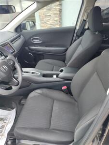 2017 Honda HR-V EX - Photo 6 - Williston, ND 58801