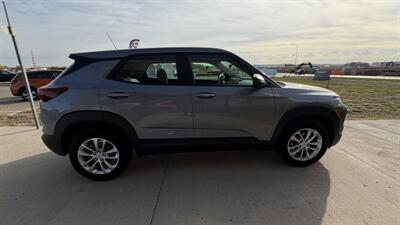 2025 Chevrolet Trailblazer LS - Photo 5 - Williston, ND 58801
