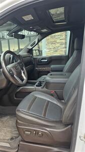 2021 GMC Sierra 1500 Denali   - Photo 4 - Williston, ND 58801
