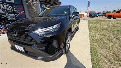 2025 Toyota RAV4 XLE - Photo 12 - Williston, ND 58801