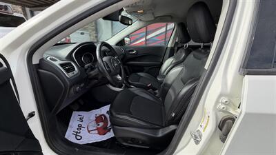 2018 Jeep Compass Latitude - Photo 9 - Williston, ND 58801