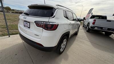 2018 Jeep Compass Latitude - Photo 4 - Williston, ND 58801