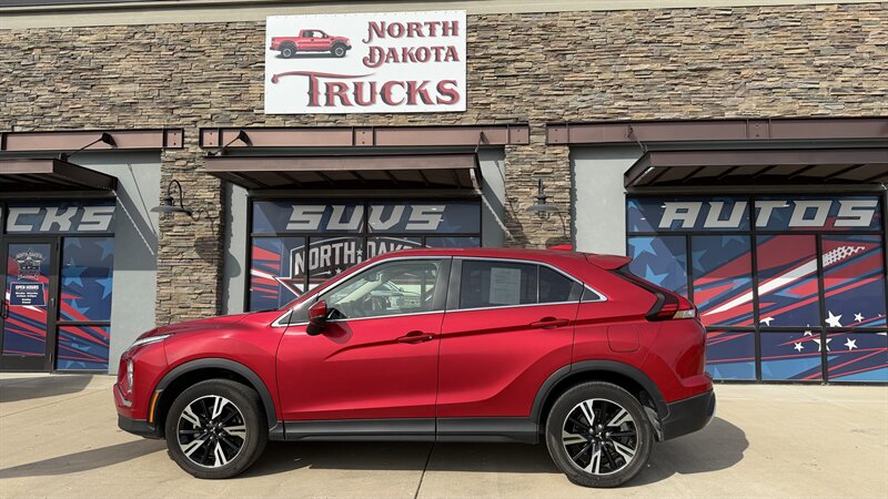 2025 Mitsubishi Eclipse Cross SE   - Photo 1 - Williston, ND 58801