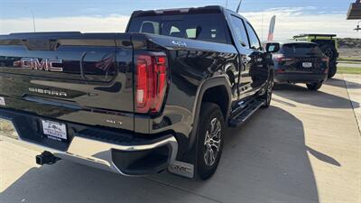 2019 GMC Sierra 1500 SLT - Photo 4 - Williston, ND 58801
