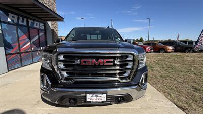 2019 GMC Sierra 1500 SLT - Photo 7 - Williston, ND 58801