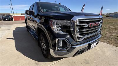 2019 GMC Sierra 1500 SLT - Photo 6 - Williston, ND 58801