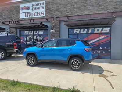 2025 Jeep Compass TRAILHAWK - Photo 1 - Williston, ND 58801