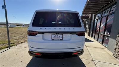 2024 Jeep Wagoneer L Series II - Photo 3 - Williston, ND 58801