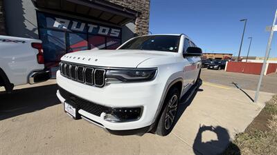 2024 Jeep Wagoneer L Series II - Photo 8 - Williston, ND 58801