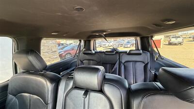 2024 Jeep Wagoneer L Series II - Photo 13 - Williston, ND 58801