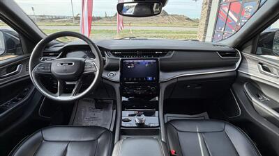 2024 Jeep Grand Cherokee 4xe - Photo 11 - Williston, ND 58801