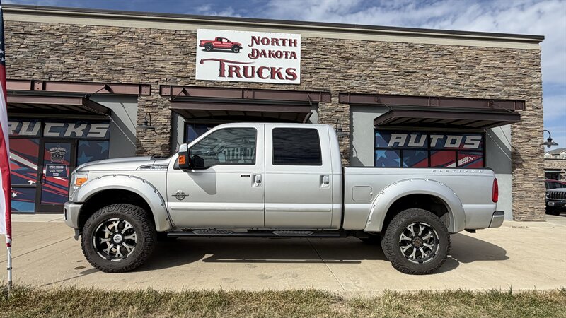 2015 Ford F-350 Super Duty Platinum   - Photo 1 - Williston, ND 58801