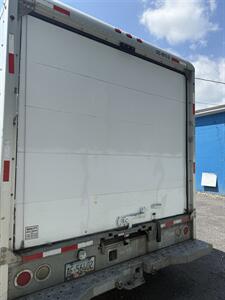 2012 Ford Econoline Super Duty Van - Photo 5 - Somerville, OH 45064