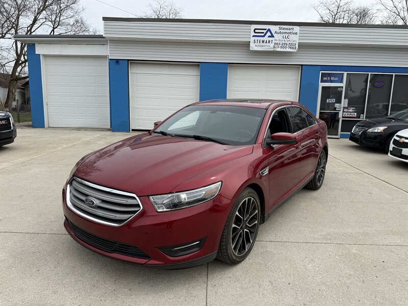 2017 Ford Taurus SEL   - Photo 1 - Somerville, OH 45064