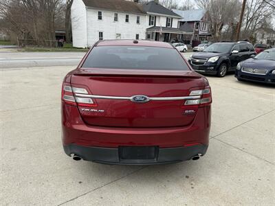 2017 Ford Taurus SEL   - Photo 4 - Somerville, OH 45064