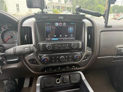 2015 Chevrolet Silverado 1500 LTZ - Photo 15 - Somerville, OH 45064