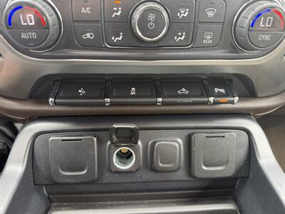 2015 Chevrolet Silverado 1500 LTZ - Photo 17 - Somerville, OH 45064