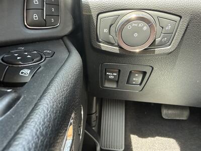 2019 Ford Expedition Limited - Photo 14 - Somerville, OH 45064