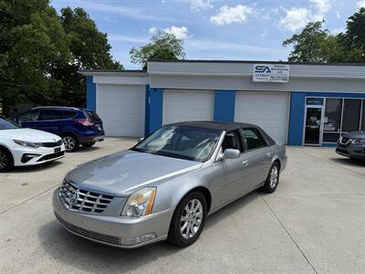 2008 Cadillac DTS Luxury II - Photo 1 - Somerville, OH 45064