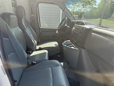 2011 Ford ESeries E-450 SD   - Photo 4 - Somerville, OH 45064