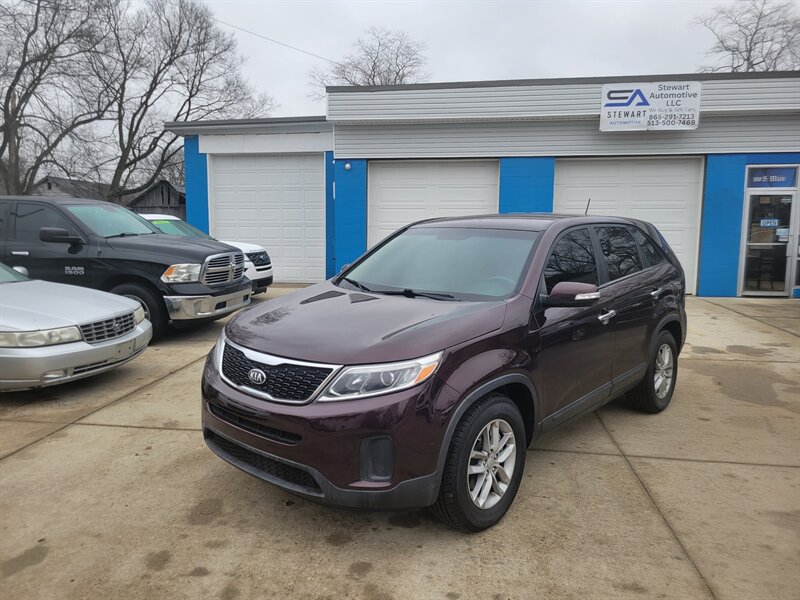 2015 Kia Sorento LX  