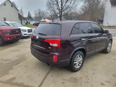 2015 Kia Sorento LX - Photo 3 - Somerville, OH 45064