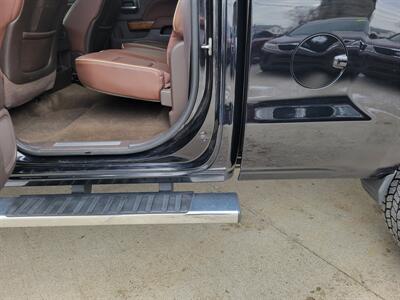 2015 Chevrolet Silverado 1500 High Country   - Photo 5 - Somerville, OH 45064