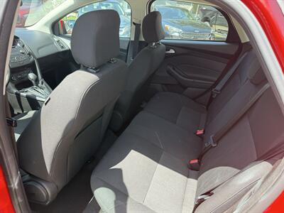 2017 Ford Focus SE - Photo 23 - Somerville, OH 45064