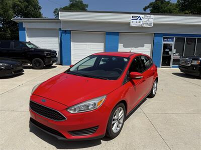 2017 Ford Focus SE - Photo 3 - Somerville, OH 45064