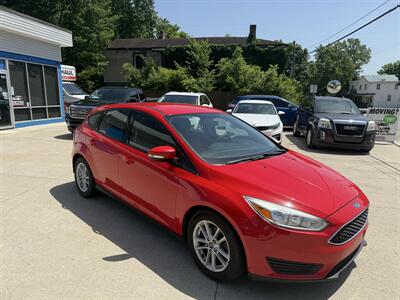 2017 Ford Focus SE - Photo 8 - Somerville, OH 45064