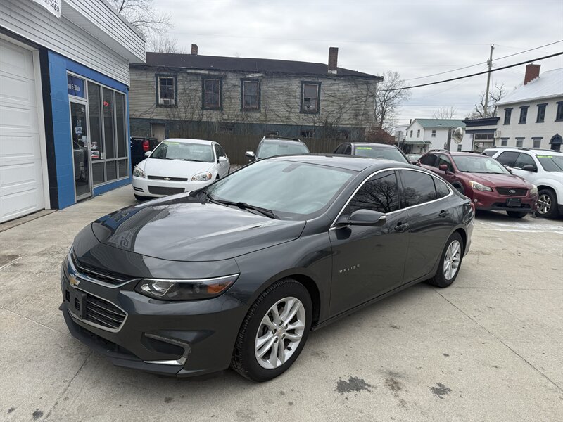 2016 Chevrolet Malibu LT   - Photo 1 - Somerville, OH 45064
