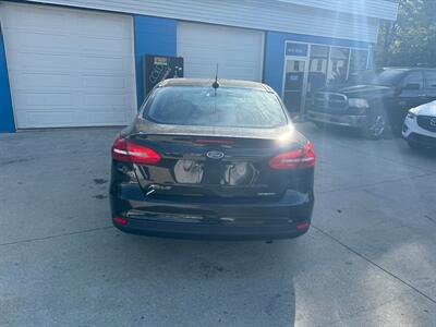2015 Ford Focus S   - Photo 3 - Somerville, OH 45064