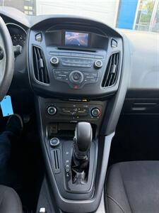 2015 Ford Focus S   - Photo 10 - Somerville, OH 45064
